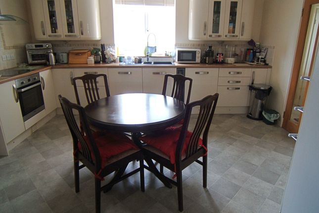 11, Spring Hill, Ventnor photo 2