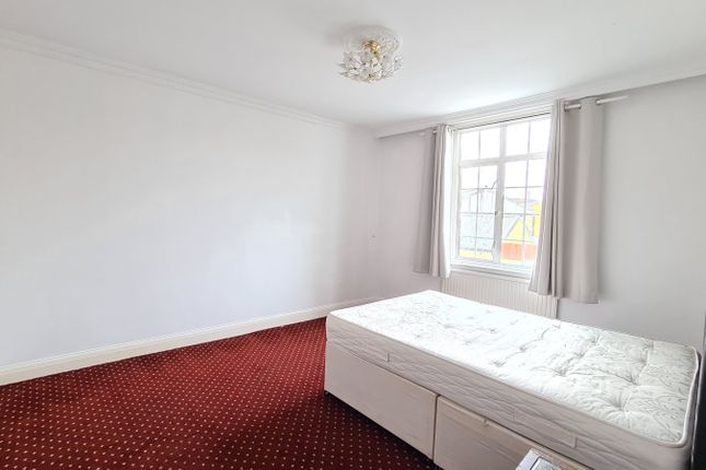 Detached house to rent in Inwood Avenue, Hounslow