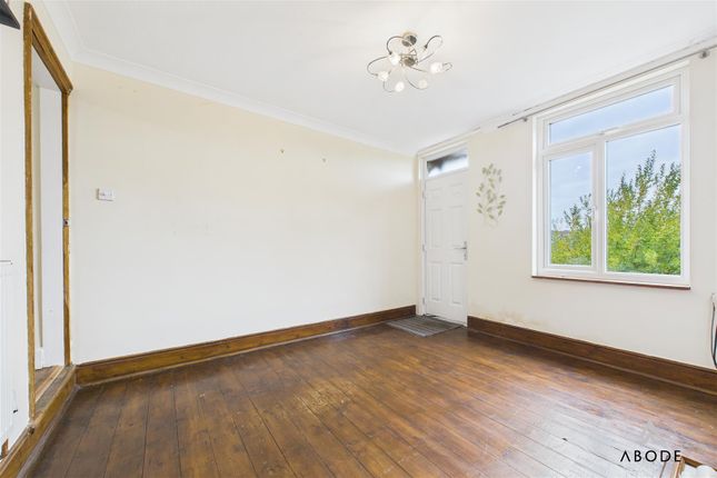 3 Church View, North Leys, Ashbourne photo 4