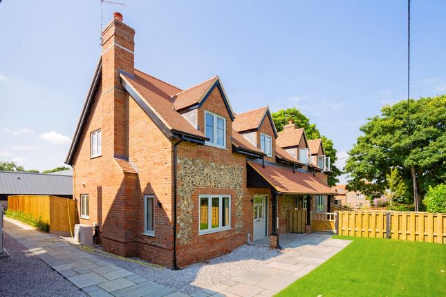 Thumbnail Semi-detached house to rent in Old London Road, Ewelme, Wallingford