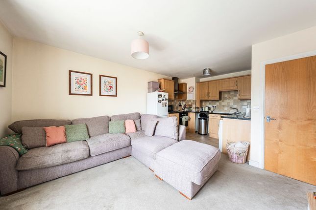 8, Park Court, Hindley photo 3