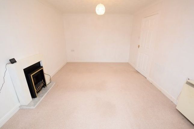 8, Goosefield Close, Market Drayton photo 4