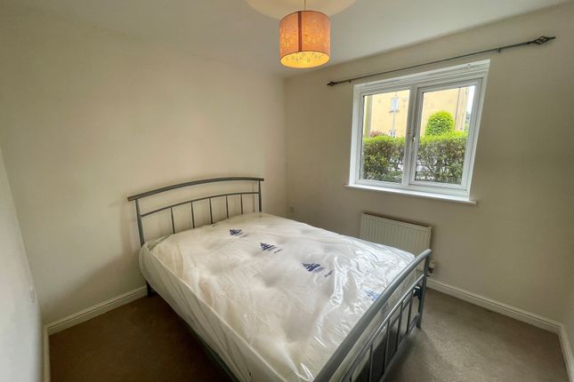 Flat to rent in Tovey Crescent, Plymouth