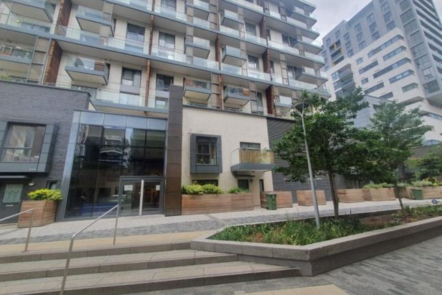 Thumbnail Flat for sale in City Peninsula, 25 Barge Walk, London