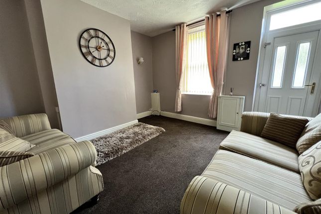 Snydale Road, Barnsley photo 2