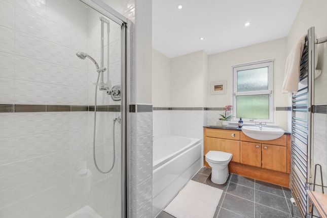 9, Bowbutts Brae, Banchory photo 5