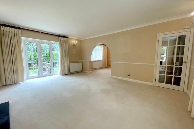 Detached house to rent in Chalfont Drive, Hove