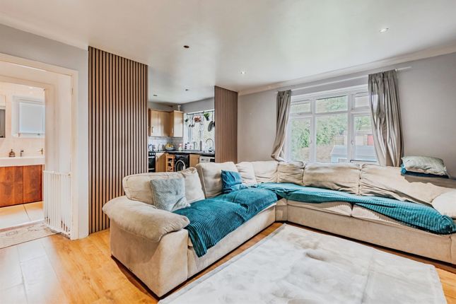 10d, Brighton Road, Coulsdon photo 4