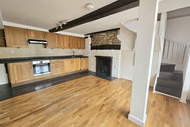 3C, Church Street, Wotton-Under-Edge photo 3