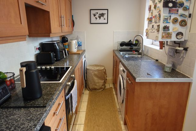 198 Rochdale Road, Bury photo 2