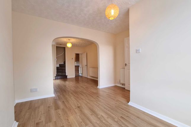 120, Finchley Road, Ipswich photo 2
