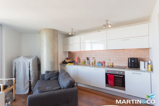 Apartment 2803 Beetham Tower, 10, Holloway Circus Queensway, Birmingham photo 4