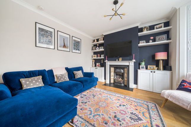 End terrace house for sale in Craigton Road, Eltham, London