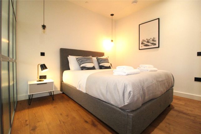 1 Emery Way, Wapping photo 4