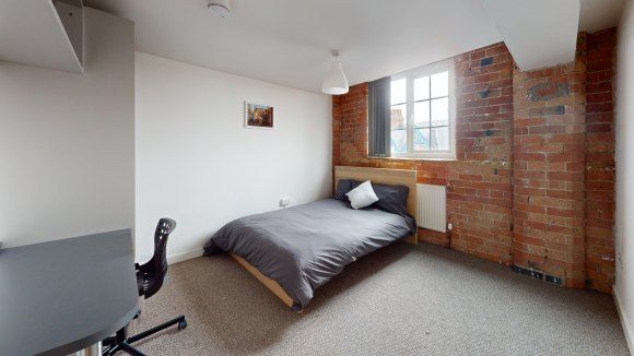 Flat-1-52-Braunstone-Gate-Bedroom 6
