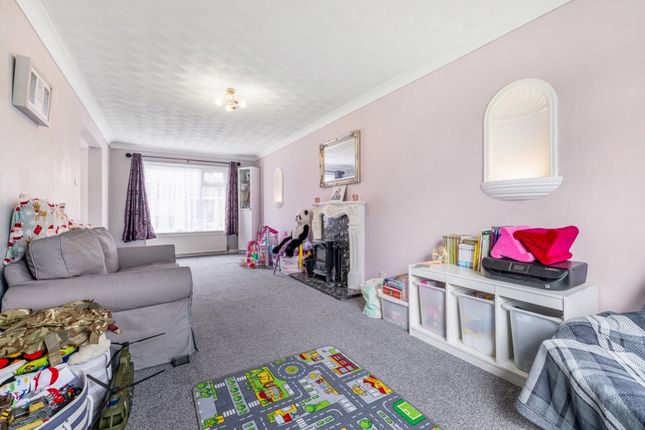 47, Chestnut Avenue, Spalding photo 3