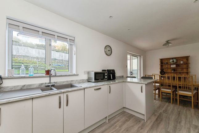 4, Yallop Way, Devon photo 2