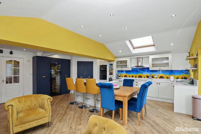 15, Embleton Grove, Runcorn photo 4