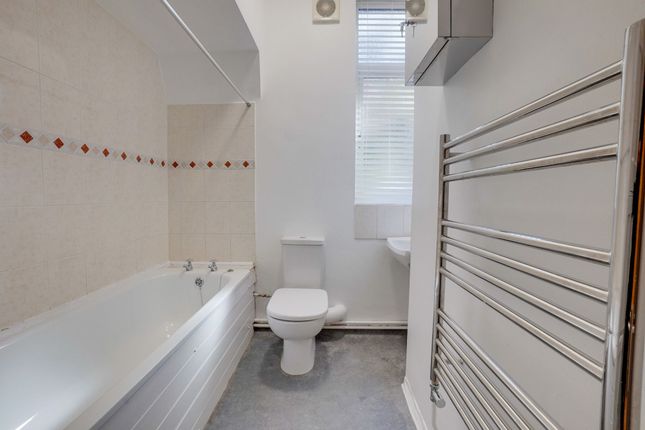 Flat 1, 234 London Road, Leicester photo 4