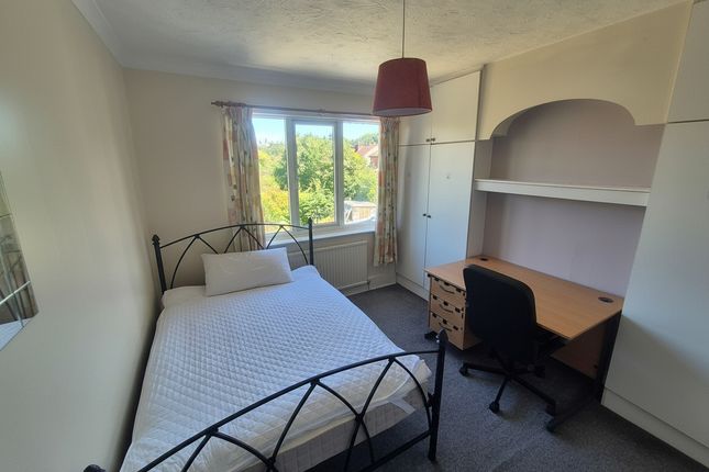 60, Pevril Road, Nottingham photo 5