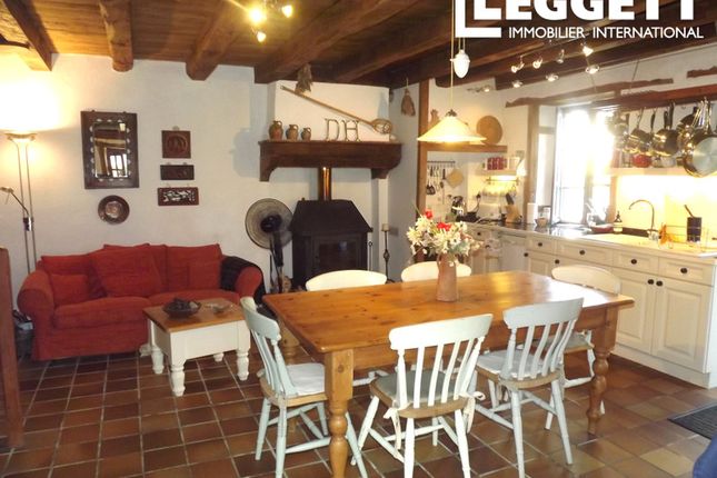 Villa for sale in Millac, Vienne, Nouvelle-Aquitaine