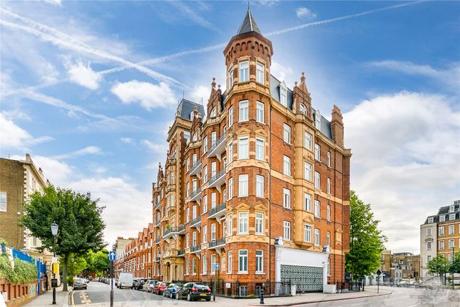 Flat to rent in Langham Mansions, Earl's Court Square, London