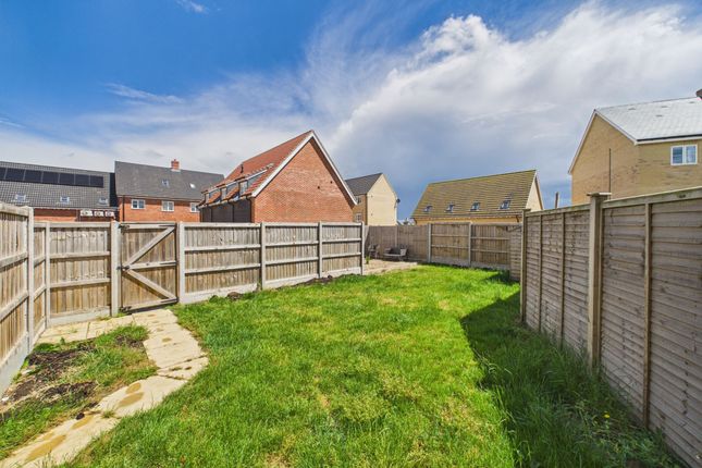 13 Marina Close, Thetford photo 3