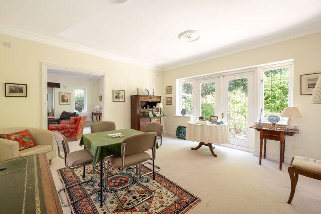 1 Woodlands, Clapham Park, Bedford photo 4