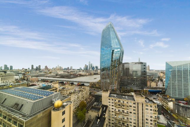 Flat for sale in Southbank Tower, 55 Upper Ground, London