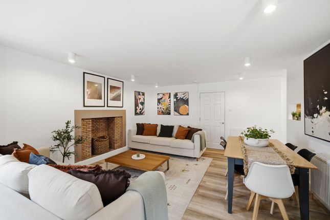 Basement Flat, 138, Nethergate, Dundee photo 4