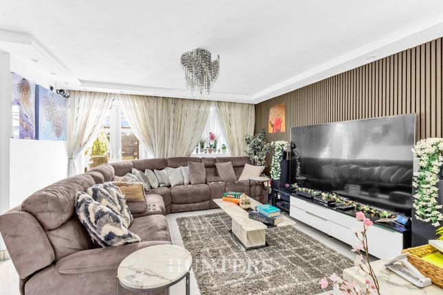 66, Gatesgarth Road, Manchester photo 3