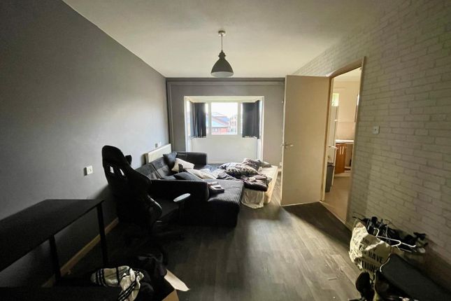13, John Thompson Road, Wisbech photo 3