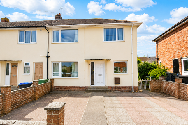 3-bed house on 13, Birch Drive, Willington, Crook, £70,000