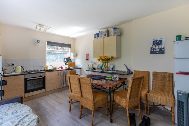 61, Colum Road, Cardiff photo 2