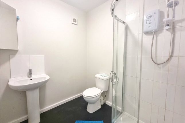 Flat to rent in Heathcote Road, Stoke-On-Trent, Staffordshire