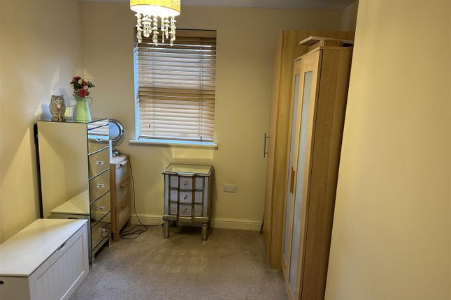 Flat for sale in Rhodes Top, Padfield, Glossop