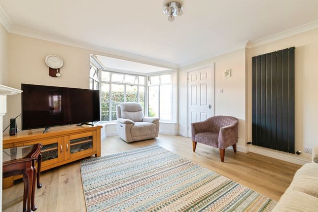 Newfields, Welwyn Garden City photo 3