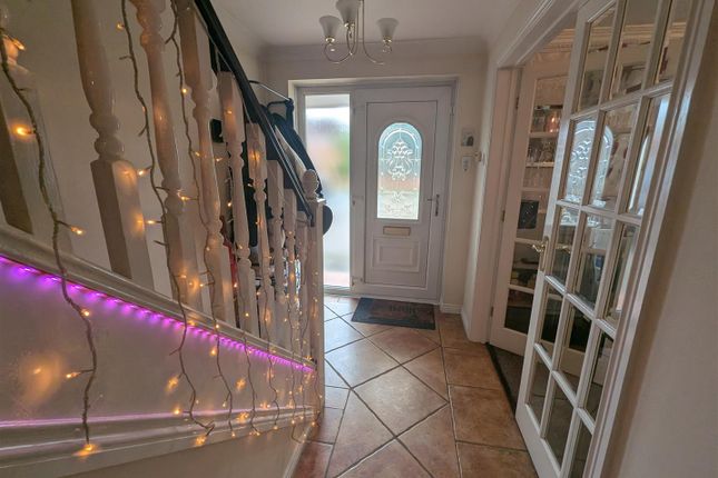 5, Oakwood Drive, Darlington photo 2