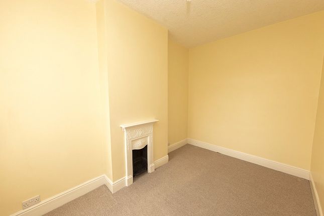 Terraced house to rent in Galton Road, Smethwick