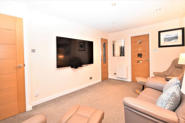 30, Dunbar Court, Auchterarder photo 4