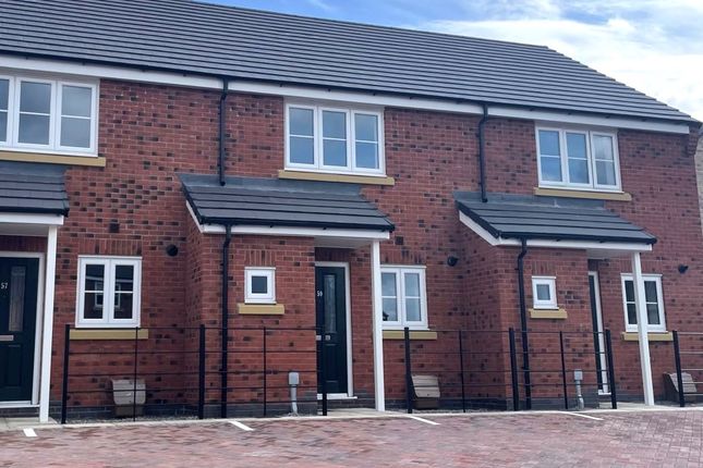 Thumbnail Terraced house for sale in Roundhouse Way, Loughborough
