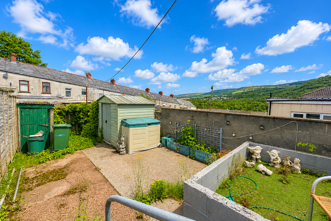 25 Mostyn Street, Aberdar photo 2