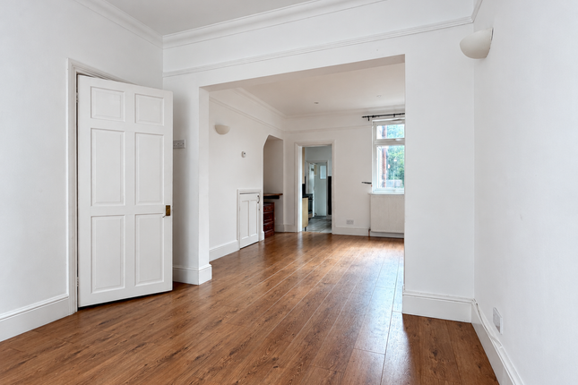 22, Holly Road, Enfield photo 2