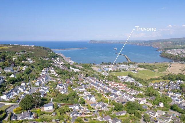 Trevone Jacksons Way, Goodwick photo 2