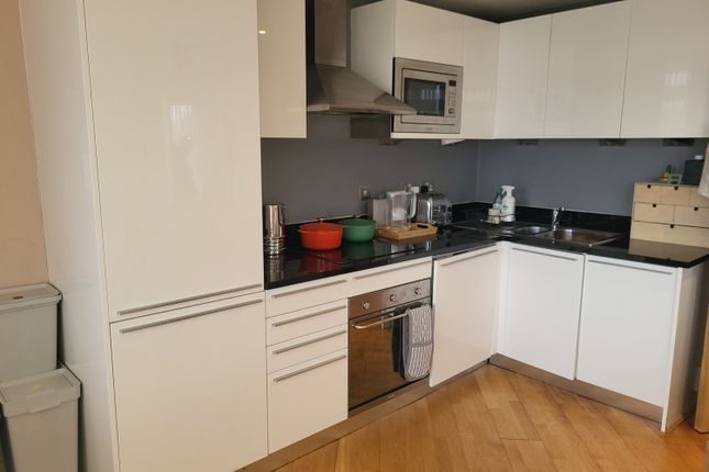 Flat to rent in Woodlands, Hayes Point, Sully