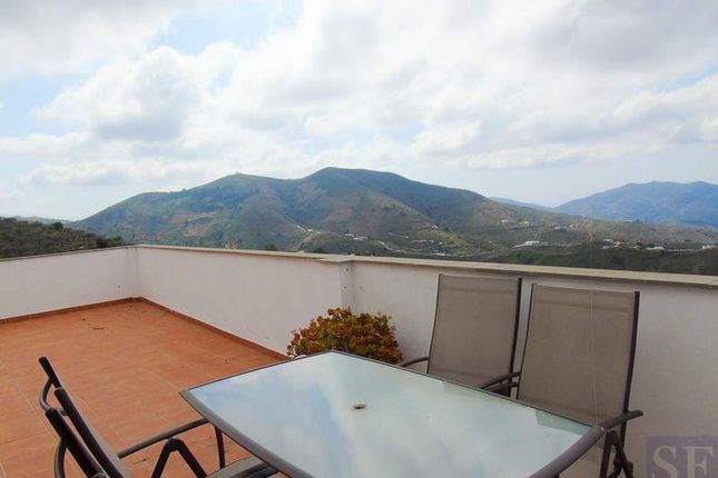 Thumbnail Apartment for sale in Canillas De Aceituno, Andalusia, Spain