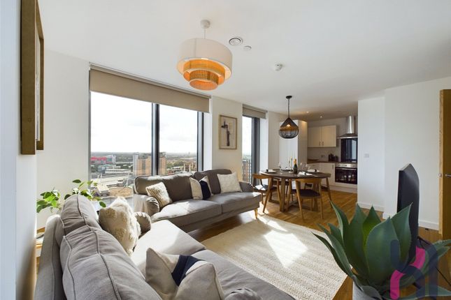 Thumbnail Flat to rent in Media City, Michigan Point Tower D, 18 Michigan Avenue, Salford
