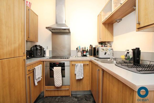 4 Tower, Georges Square, Bristol photo 5