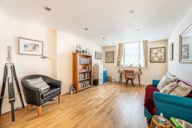 Studio for sale in Westbourne Grove Terrace, Westbourne Grove, London