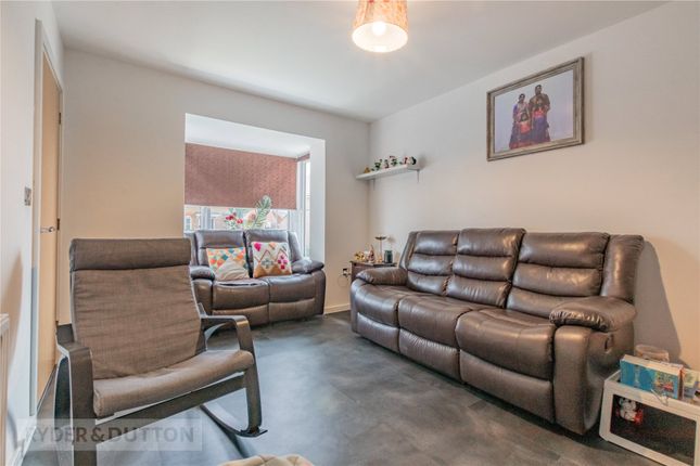 16, Green Pastures Way, Oldham photo 4